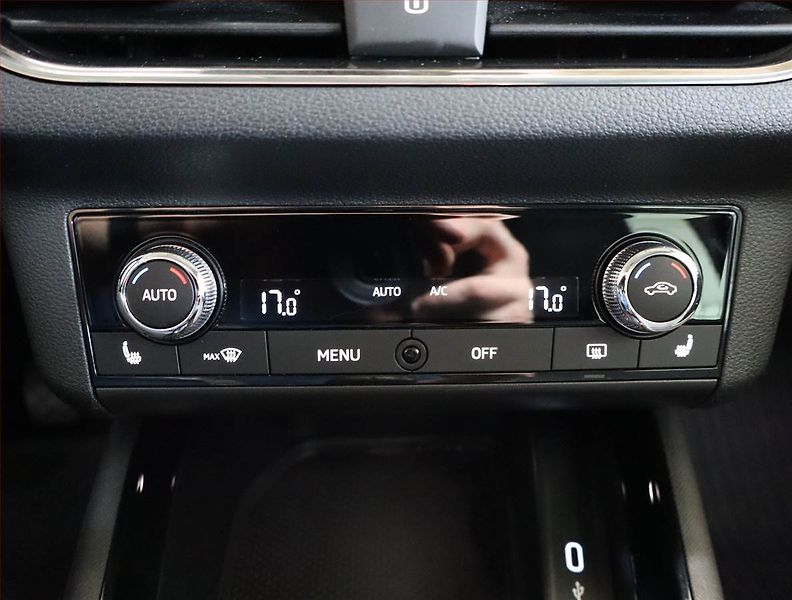 Škoda Kamiq (2019) 1.5 TSI - fotka 23 z 25