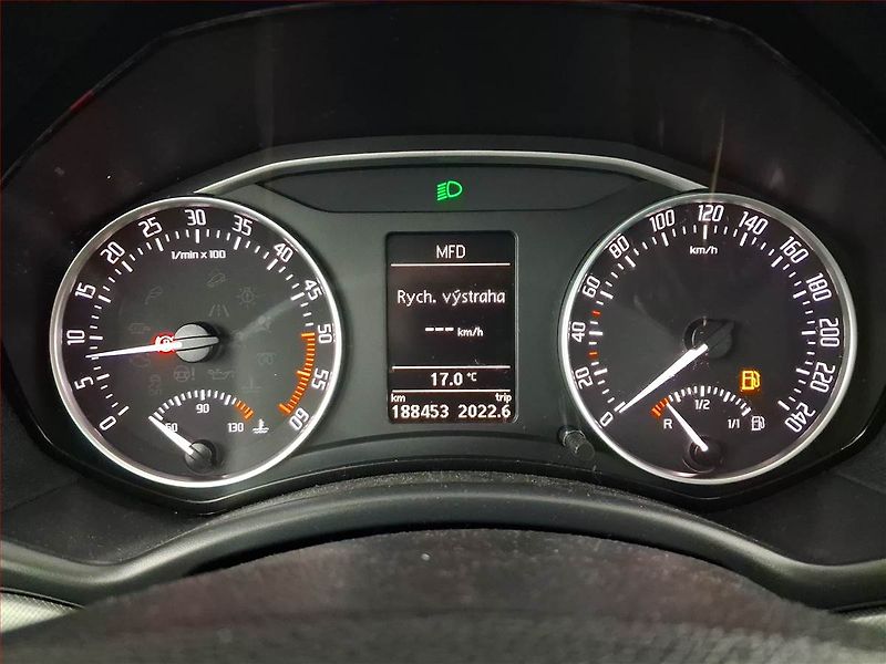 Škoda Octavia (2012) 2.0 TDI, 4X4, Navi, Xenony - fotka 11 z 20