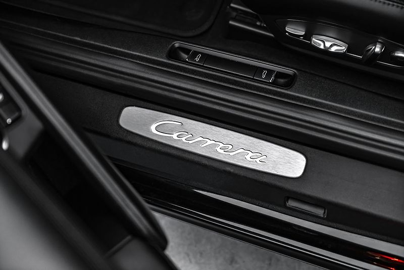 Porsche 911 Carrera 991 Sport Chrono BOSE - fotka 17 z 24