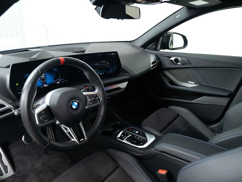 BMW Řada 2 M235 xDrive Gran Coupe - fotka 5 z 6