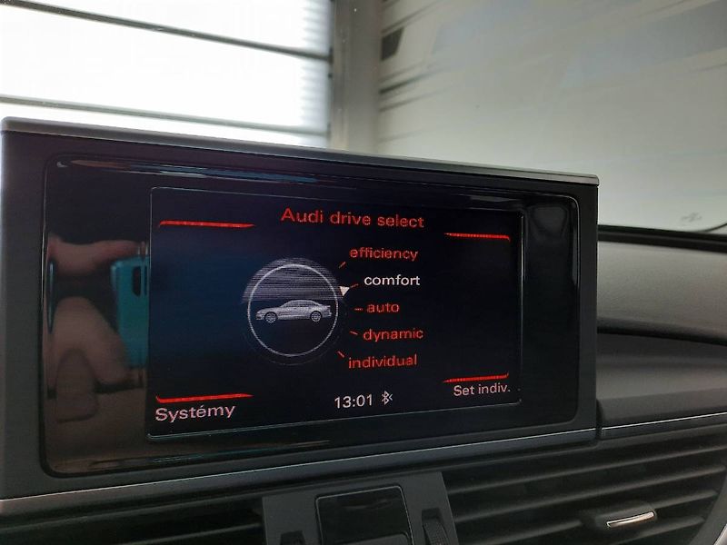 Audi A6 (2012) 3.0 TDI quattro (180kW/245k) S - fotka 18 z 23