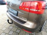 Volkswagen Touran (2012) 2.0 TDi Webasto - náhled 20