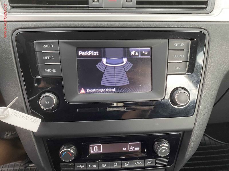 Škoda Rapid (2016) 1.2 TSi, Ambition - fotka 16 z 16