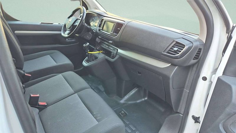 Fiat Scudo L1H1 2.0Mjet 106kW/145k MT6 - fotka 14 z 52
