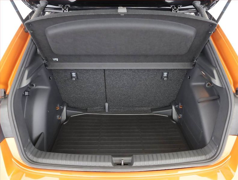 Škoda Fabia (2025) Monte Carlo 1.0 TSI - fotka 20 z 21