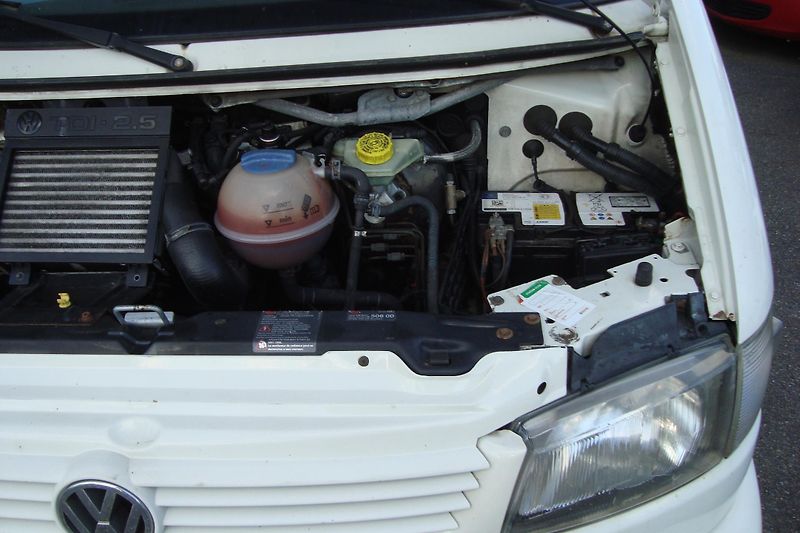Volkswagen Transporter (2000) T4,2.5 TDi,ČR,Nová STK 8/2028 - fotka 17 z 54