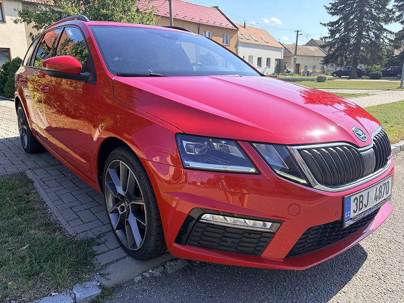 Škoda Octavia RS 2.0TDI DSG 4x4  - fotka 2 z 56