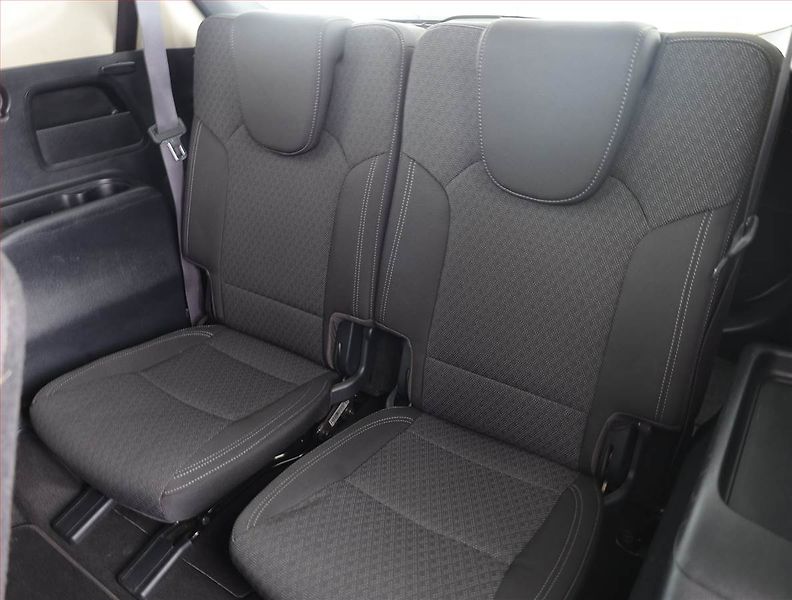 Kia Carens (2018) 1.7 CRDi, 7 míst, Serv.kniha - fotka 18 z 21