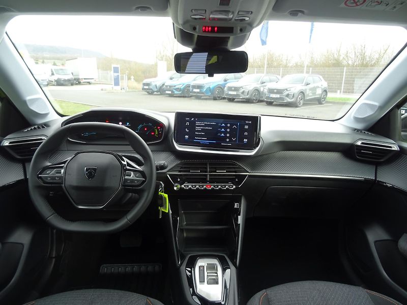 Peugeot 208 (2026) STYLE Hybrid 110 e-DCS6 - fotka 21 z 37