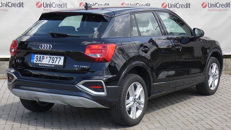 Audi Q2 1,0 TFSI Advanced - fotka 3 z 23