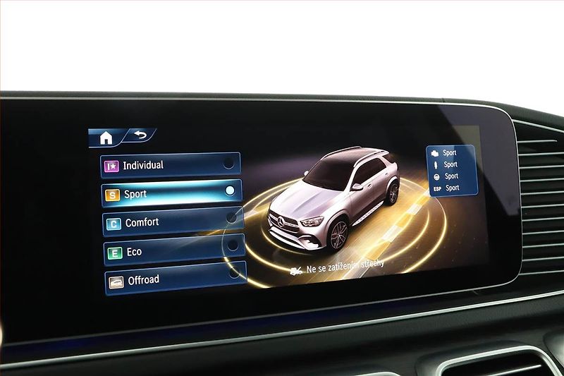 Mercedes-Benz GLE (2025) 450, AMG, MultiBeam FullLed - fotka 13 z 23