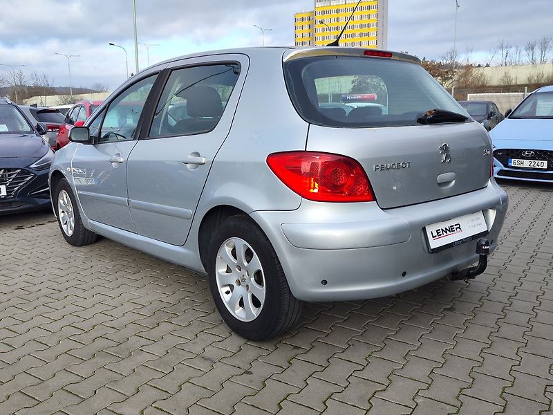 Peugeot 307 1.6i 16V/80kW - fotka 7 z 25