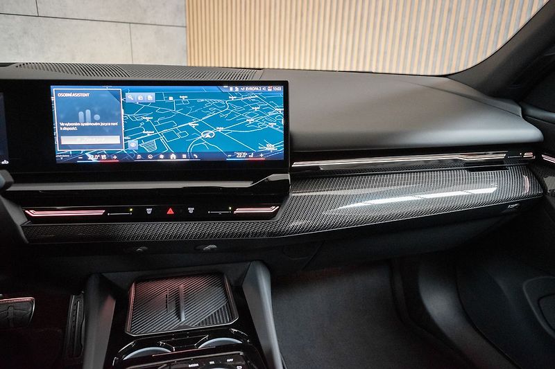 BMW Řada 5 540d xDrive ///M*HK*ČR*ZÁRUKA - fotka 10 z 58