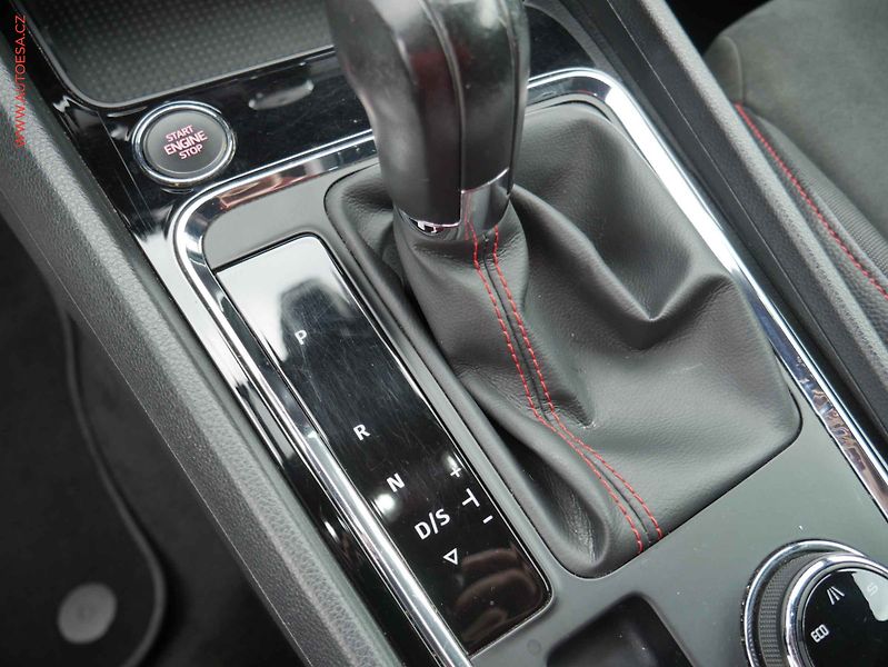 Seat Ateca (2019) 2.0TDi 4Drive, ČR, DSG - fotka 22 z 25