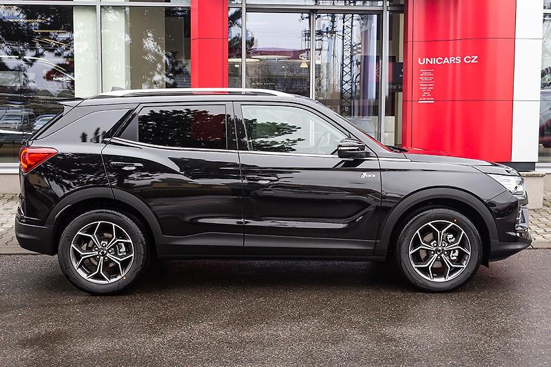 KGM Korando (2026) 1,5 GDI MT 2WD SMART plus - fotka 5 z 9
