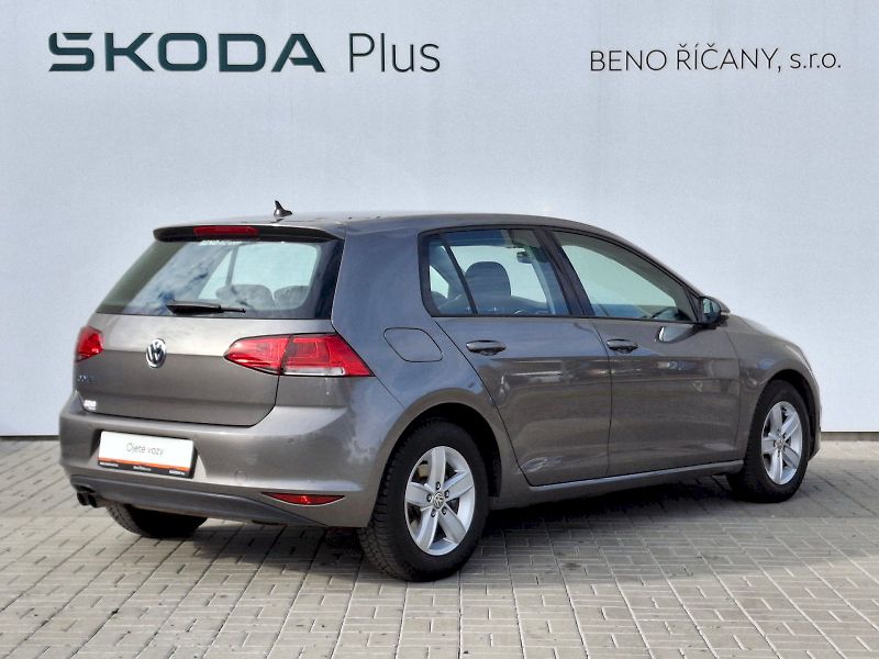Volkswagen Golf (2017) Comfort 1,4TSi 92kW - fotka 2 z 32