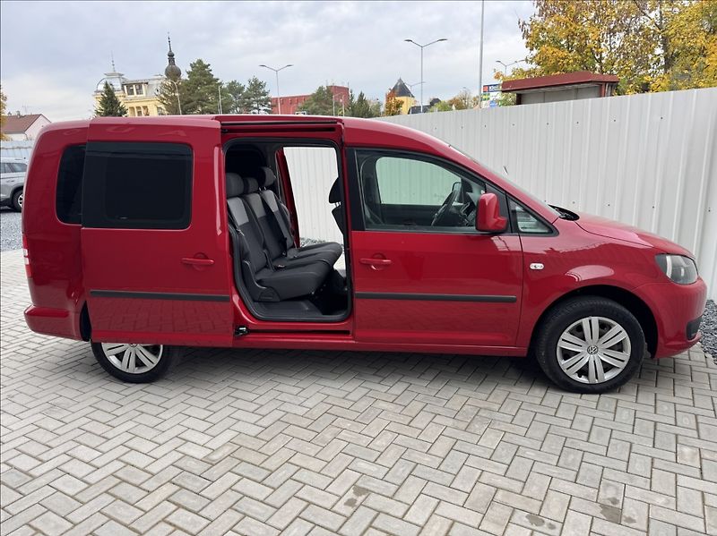 Volkswagen Caddy 1,6 TDI MAXI 7míst Webasto - fotka 16 z 50