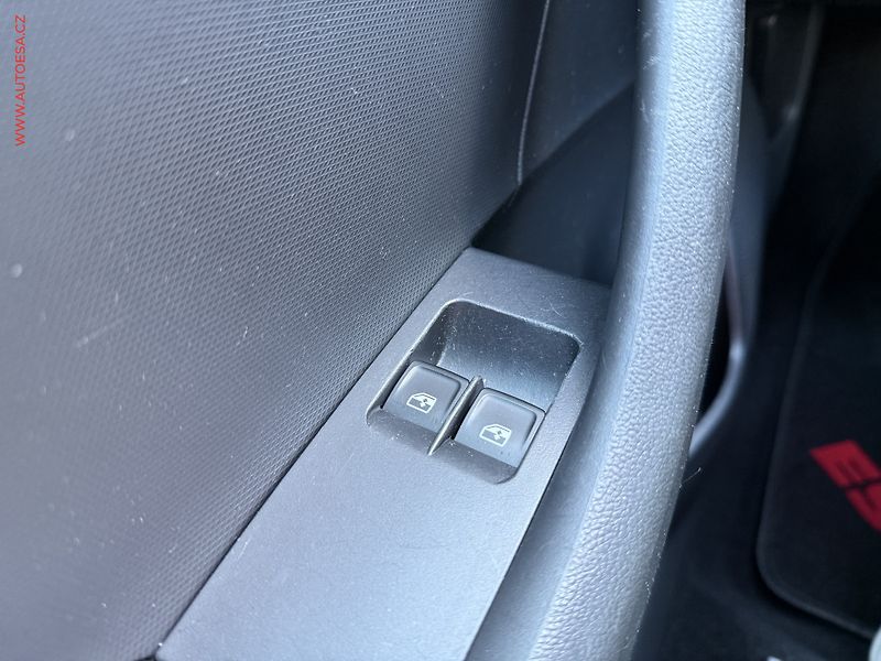 Škoda Rapid (2015) 1.2TSi, ČR, Ambition, TZ - fotka 11 z 14