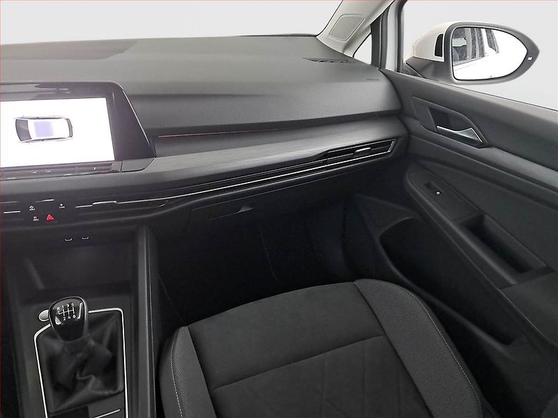 Volkswagen Golf (2021) 1.5 TSI - fotka 8 z 17