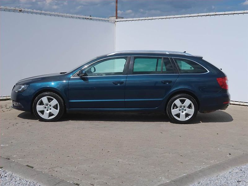 Škoda Superb (2014) Ambition 2.0 TDI, Automat - fotka 3 z 19
