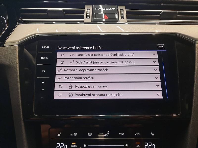 Volkswagen Passat Variant (2023) Business 2.0 TDI (110kW/150k) - fotka 17 z 30