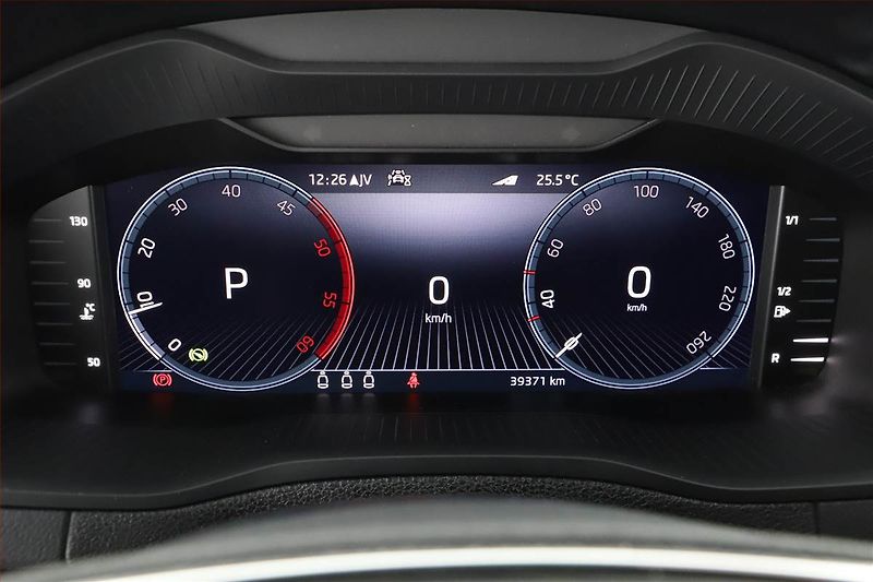 Škoda Karoq (2022) Style 2.0 TDI - fotka 8 z 20