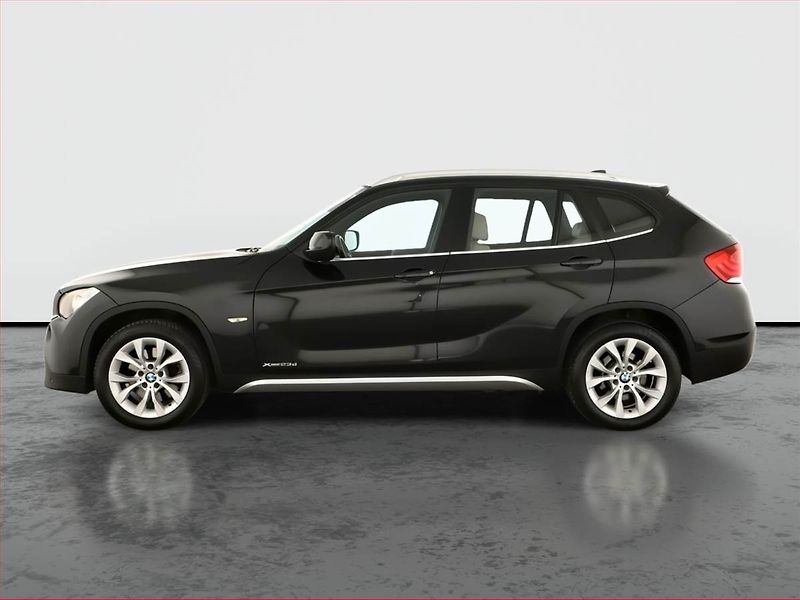 BMW X1 (2010) xDrive23d, Automat - fotka 3 z 21