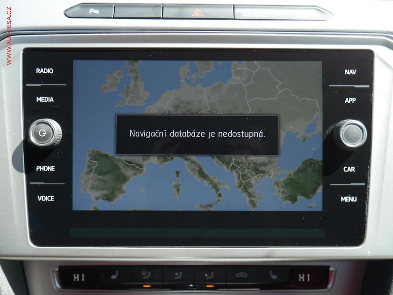 Volkswagen Passat (2019) 1.6 TDi, Comfortline, DSG - fotka 14 z 21