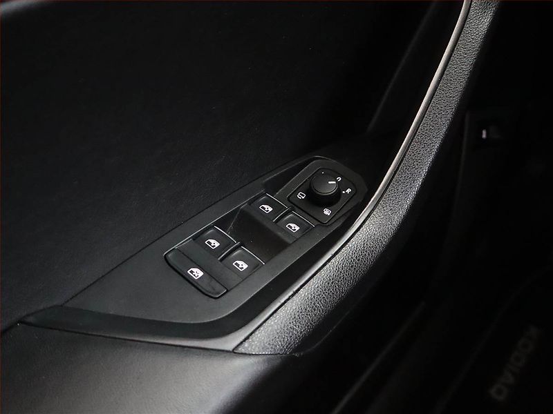 Škoda Kodiaq (2018) 2.0 TDI, Automat, Kůže, Navi - fotka 18 z 21