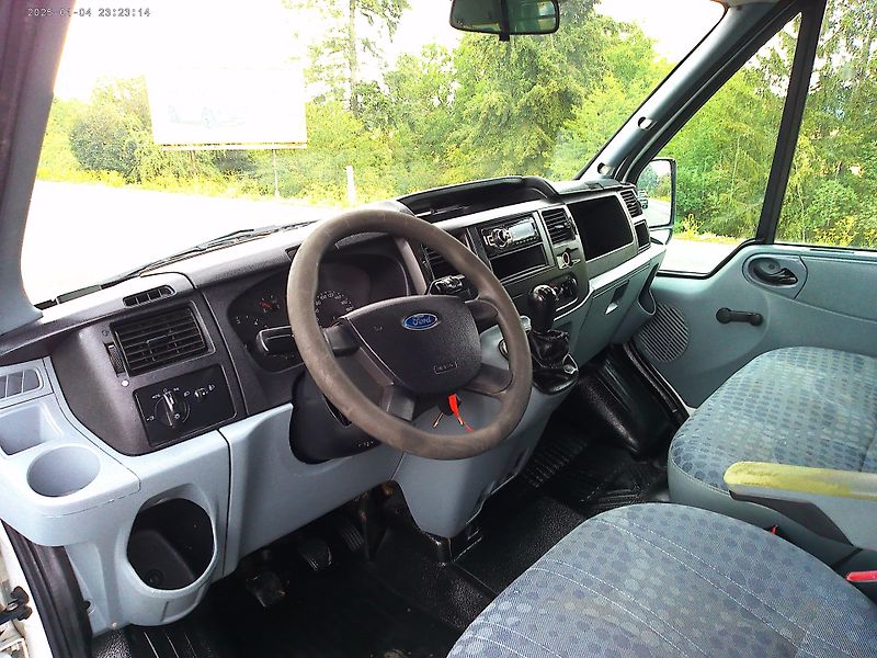 Ford Transit 2.2 TDCi L3H2, 8 míst,nová STK - fotka 9 z 14