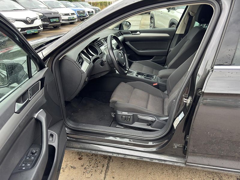 Volkswagen Passat - fotka 4 z 7
