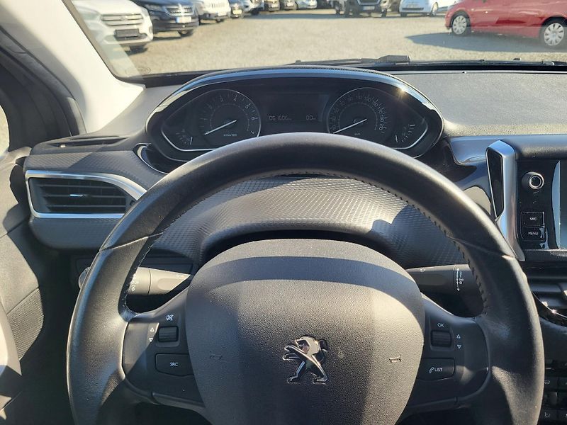 Peugeot 2008 ACTIVE 1.2 PureTech AUTOMAT - fotka 10 z 42
