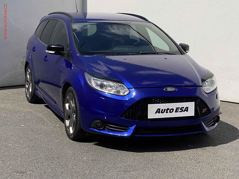 Ford Focus (2012) 2.0EB, AC, bixen, kamera - fotografie inzerátu