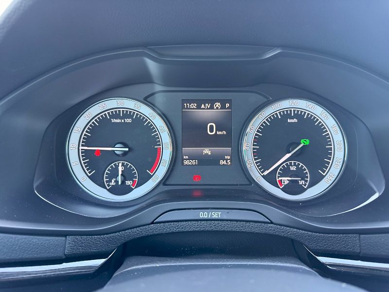 Škoda Karoq (2022) STYLE 4X4 TD 2.0/110KW A7A - fotka 23 z 30