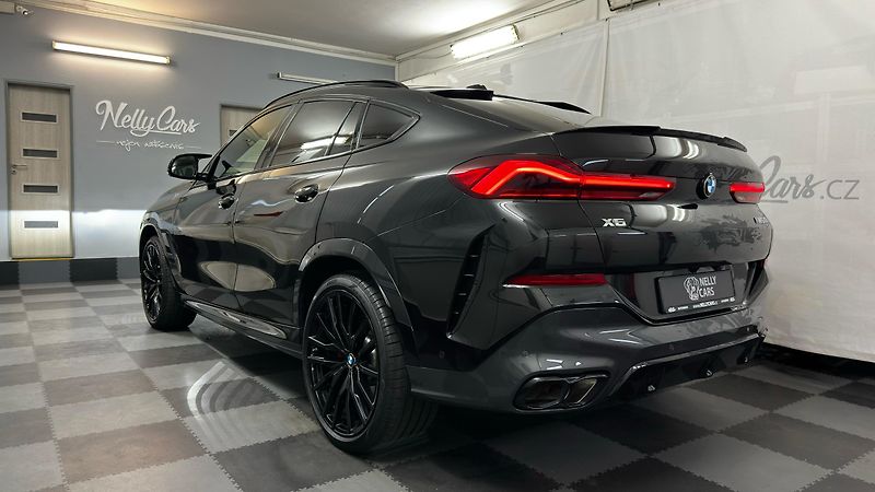 BMW X6 M60i / ZÁRUKA / TAŽNÉ  - fotka 4 z 70