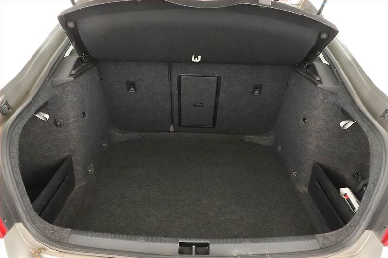 Škoda Octavia (2014) 1.6 TDI, Automat, Tempomat - fotka 11 z 15