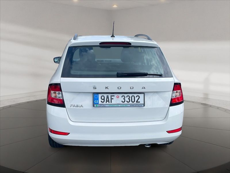 Škoda Fabia 1,0 TSI 70 Ambition - fotka 5 z 11