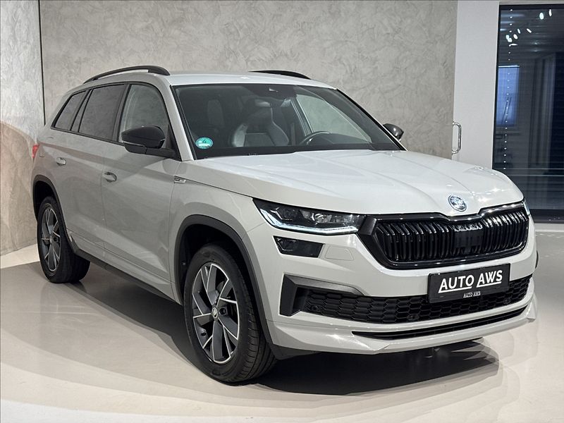 Škoda Kodiaq 2,0 TDi  DSG Sportline Virtual - fotka 3 z 47