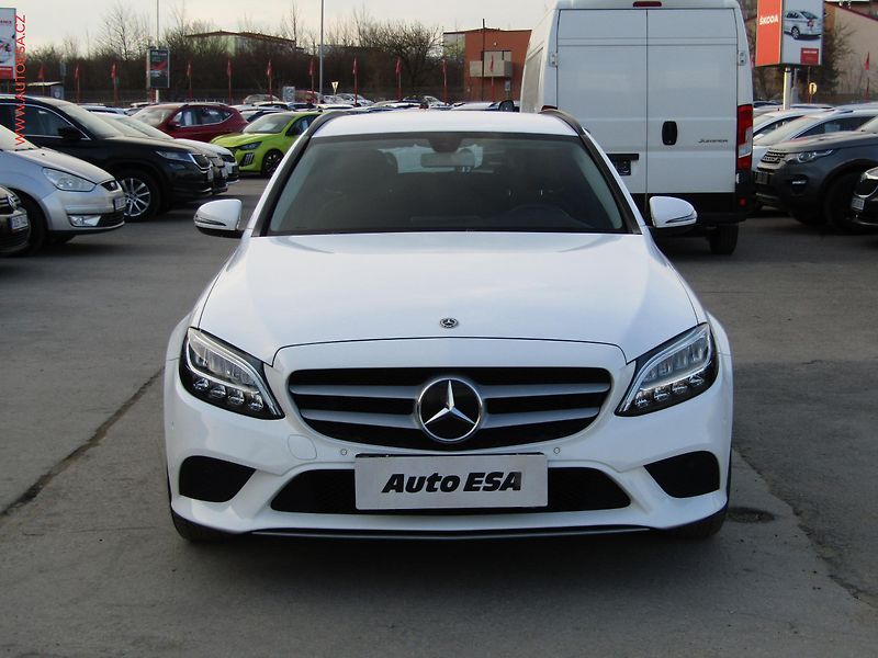 Mercedes-Benz Třídy C (2019) 1.6 d C 200, 1.maj,ČR, AT - fotka 2 z 22