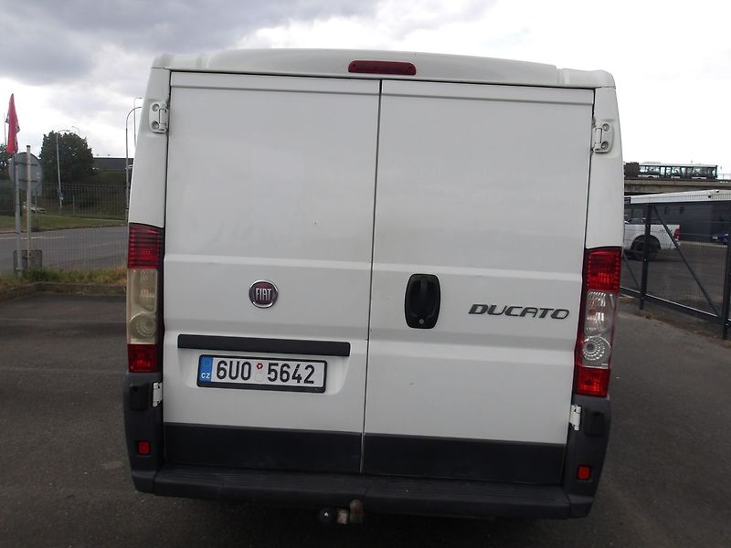 Peugeot Boxer 2,2JTD 1.MAJ.! NAJ.122000km !! - fotka 12 z 31