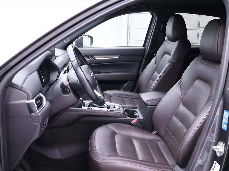Mazda CX-5 2,5 SkyActiv AWD Sports-Line D - fotka 11 z 37