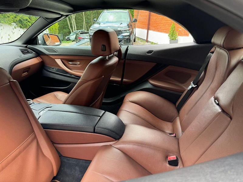 BMW Řada 6 640i-CABRIO-R20-HEZKÝ STAV - fotka 19 z 25