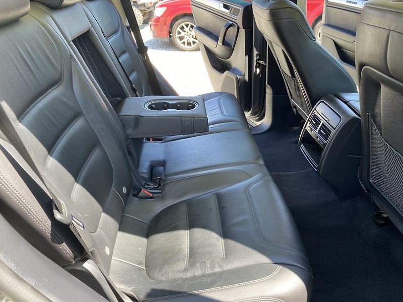 Volkswagen Touareg 3.0TDi 4x4 FL 2017 ELEGANCE 1A - fotka 128 z 176