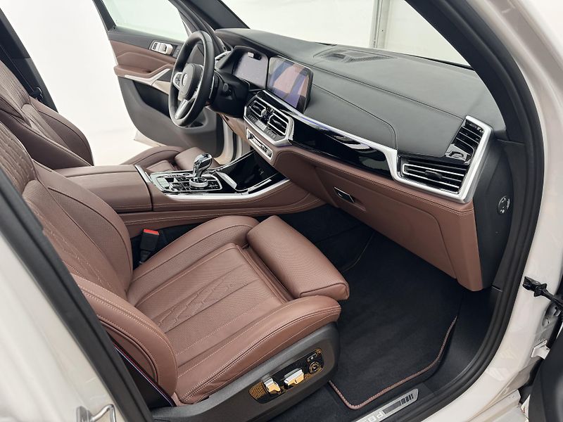 BMW X5 M50D*CZ*1-MAJ*DPH*TOP* - fotka 20 z 48