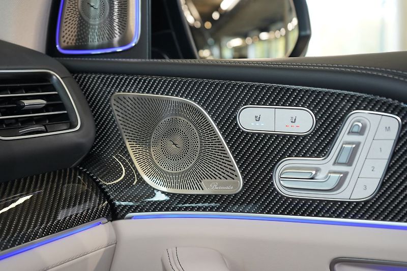 Mercedes-Benz GLS 63 AMG, Ceramic, Masáž, 4D - fotka 40 z 50