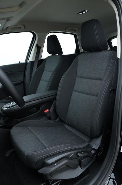 BMW Řada 2 218i Active Tourer - fotka 7 z 10