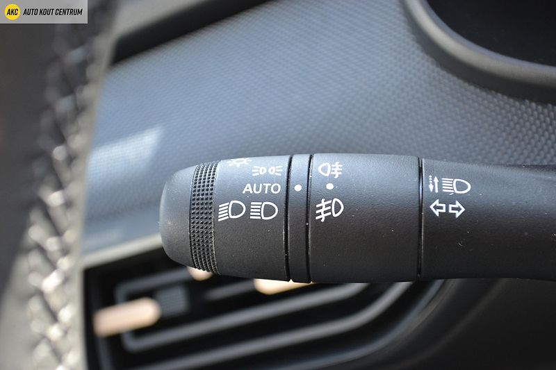 Dacia Sandero Stepway Expression TCe 110 - fotka 36 z 42