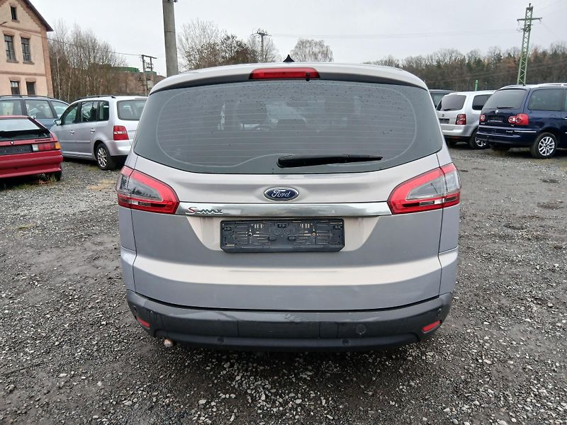 Ford S-MAX 2.0 TDCI, AUTOMAT - fotka 8 z 32