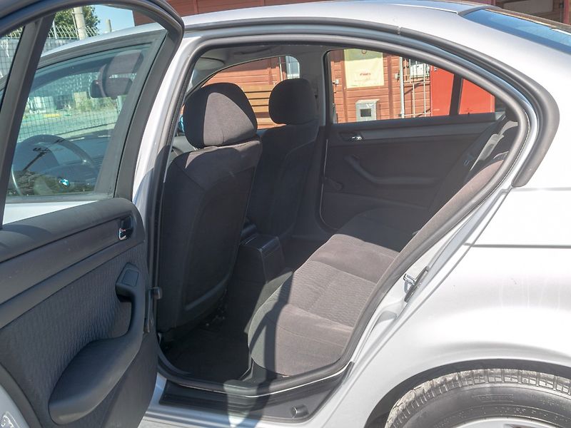 BMW Řada 3 (2000) 1.9i 77KW DIGI – po servisu - fotka 24 z 32