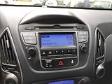 Hyundai ix35 (2014) 1.6i 135k MAN6 TAŽNÉ - náhled 14